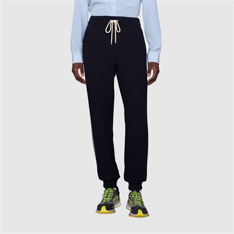 pantalone da jogging in acetato con nastro gucci|Pantaloni sportivi in jersey con monogramma e finiture in nastro .